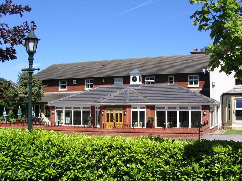 Briars Hall Hotel Burscough Exterior foto